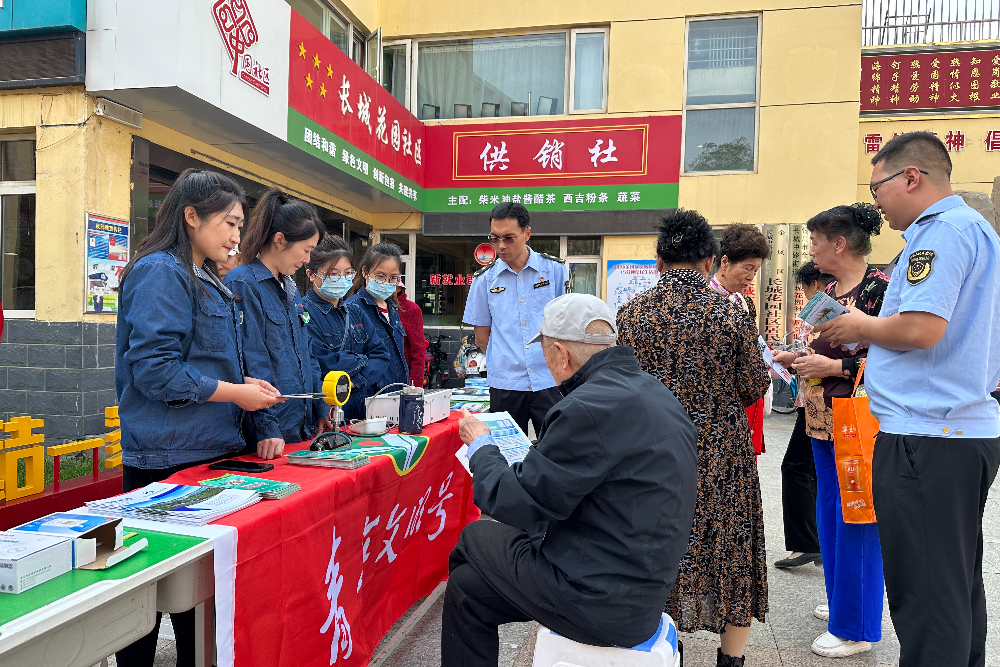 宁夏计质院配合银川市市场监管局金凤分局开展惠民服务进社区活动